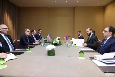 Встреча Джейхуна Байрамова и Арарата Мирзояна