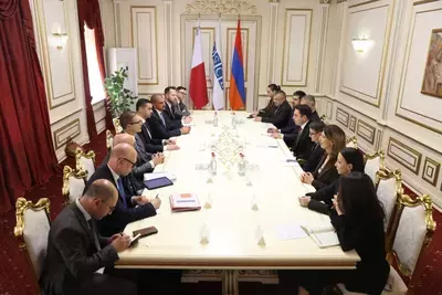 Глава парламента Армении и председатель ОБСЕ обсудили переговоры с Азербайджаном 