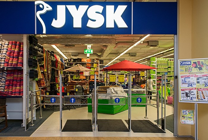  IKEA -     JYSK