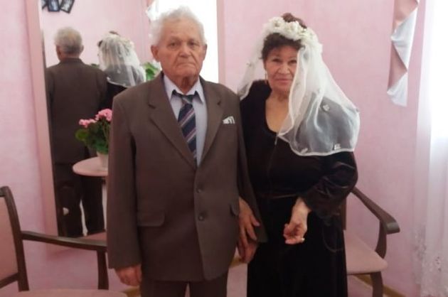 В Железноводске сыграли свадьбу восьмидесятилетние ветераны