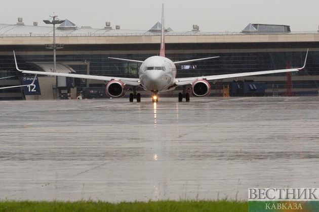 Летевший в Анталью пассажир из Петербурга избил стюардессу