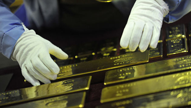 Центробанки в 2018 году поставили полувековой рекорд по закупкам золота 