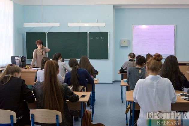 Уходящих на пенсию учителей Грузии поощрят крупными премиями