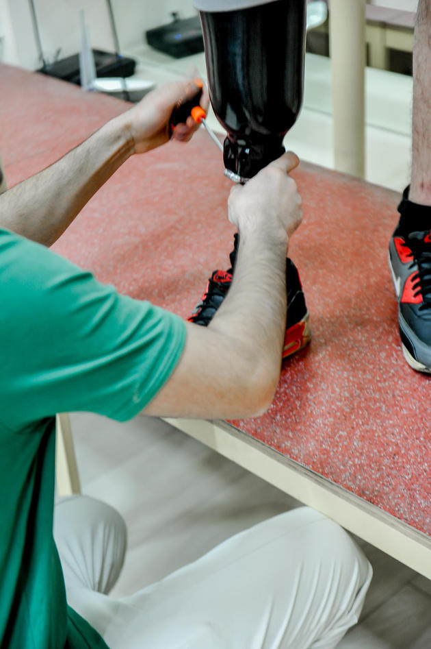 По поручению Мехрибан Алиевой еще одна группа инвалидов Карабахской войны получила высокотехнологичные протезы
