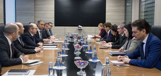 Азербайджан и Италия обсудили TAP и другие вопросы энергетического сотрудничества