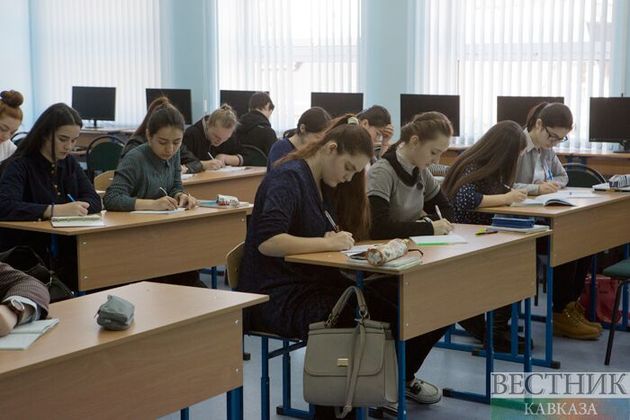 Батиашвили: школьные оценки должны стимулировать учебу 