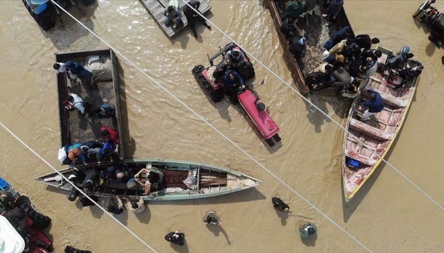 Жертвами наводнений в Иране стали 77 человек