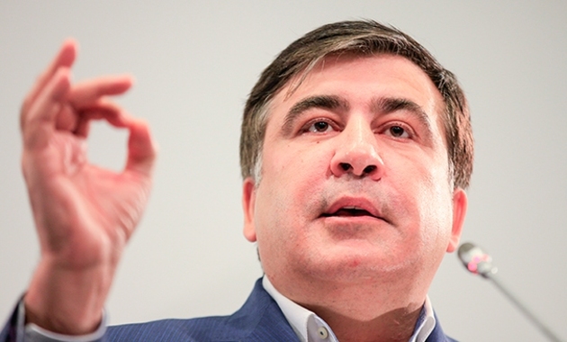 Саакашвили: Порошенко для борьбы с Зеленским нанял "черного пиарщика" 