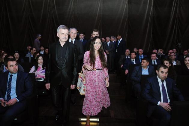 Лейла Алиева посетила премьеру фильма "Шахдаг. Царь-гора"