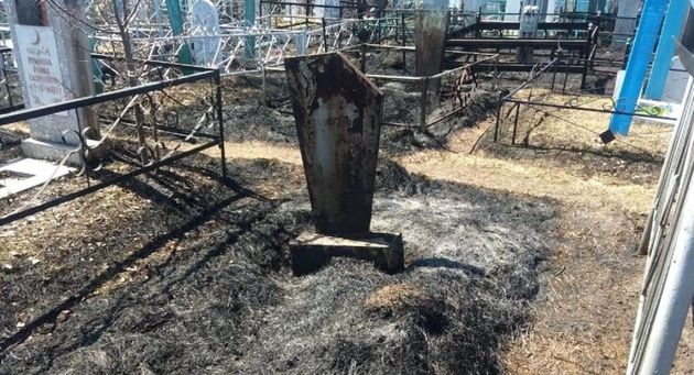 Полулегальное кладбище горело в Петропавловске - СМИ