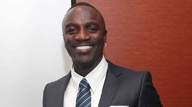 Рэпер Akon пригласил поклонников в Ставрополь