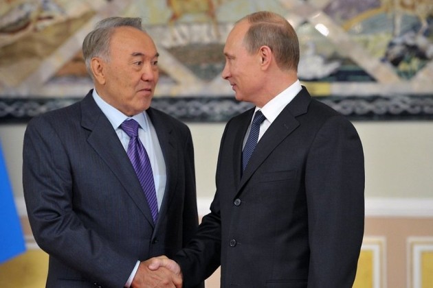 Путин и Назарбаев провели встречу в Нур-Султане