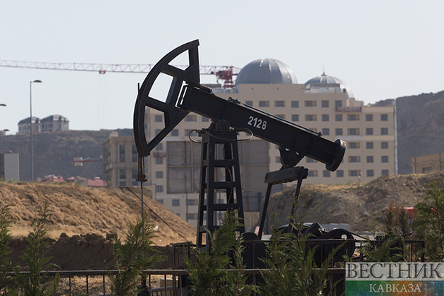 Нефть растет на фоне нового инцидента с танкерами в Оманском заливе