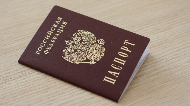  Экс-крымчане просят российские паспорта
