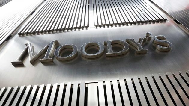 Moody's понизило Турцию до "B1"