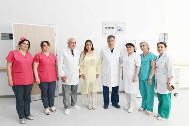 Лейла Алиева побывала в Научно-исследовательском институте педиатрии в Баку