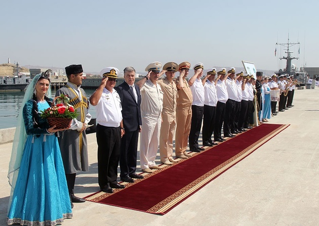 Российские "Махачкала" и "Волгодонск" прибыли в на "Кубок моря" в Баку