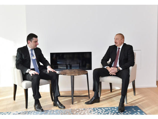 Алиев и Гахария обсудили транспортно-энергетические проекты в Давосе