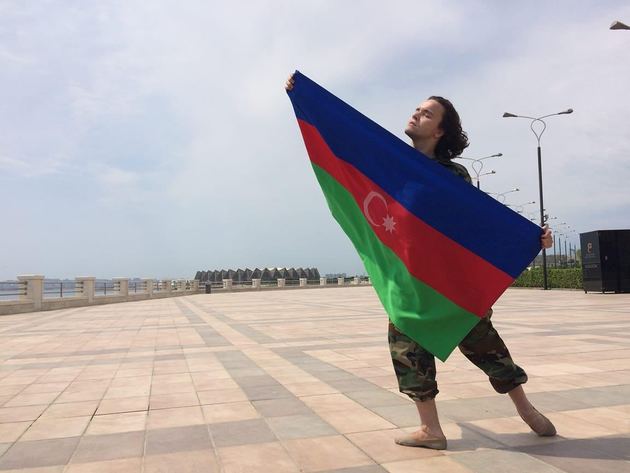 Танцовщик посвятил победу в престижном конкурсе освободительной миссии ВС Азербайджана (ВИДЕО)