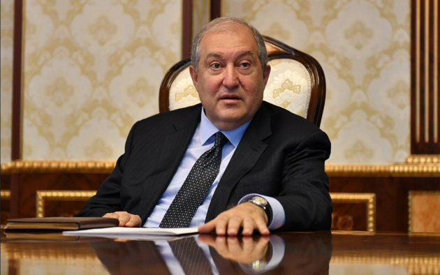 Президент Армении вернулся к работе после больницы