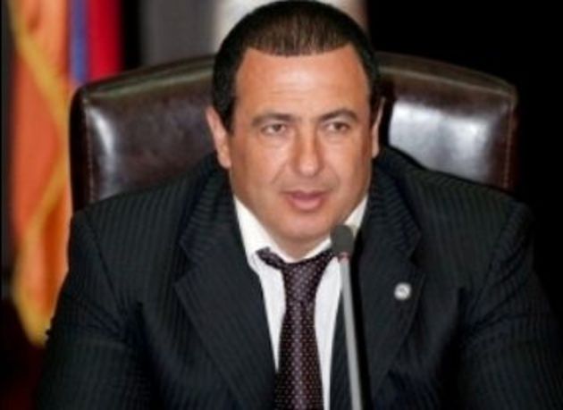 Лидер "Процветающей Армении" ищет кандидатов в депутаты
