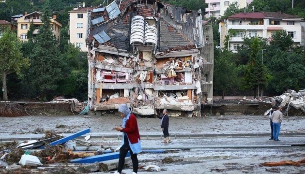 Наводнения в Турции унесли пять жизней – СМИ