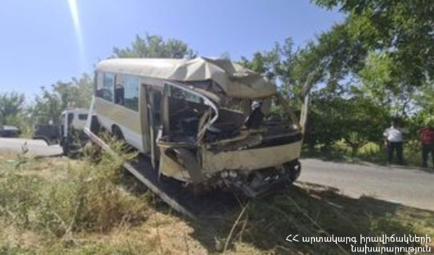 Число раненых в аварии с автобусом превысило 30 в Армении