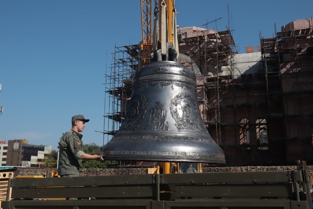 В Ростов прибыл главный колокол для военного храма
