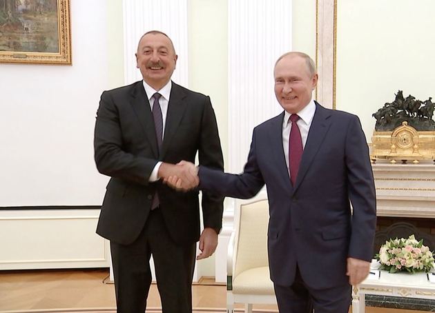 Ильхам Алиев поздравил Владимира Путина с победой "Единой России" на парламентских выборах