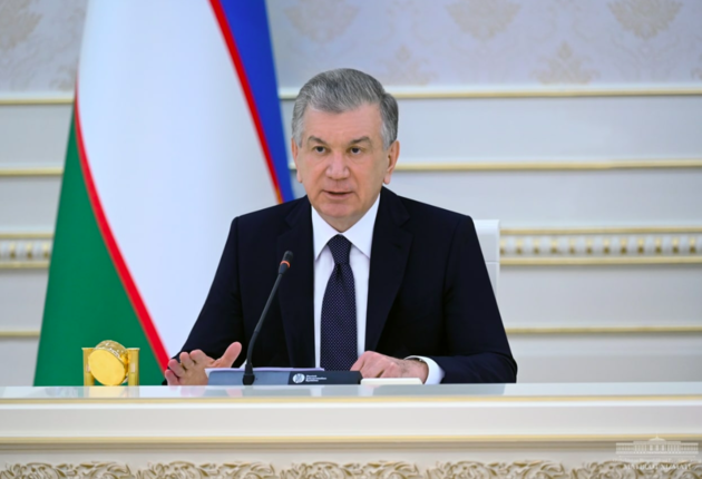 Глава Узбекистана прибывает в Кыргызстан 