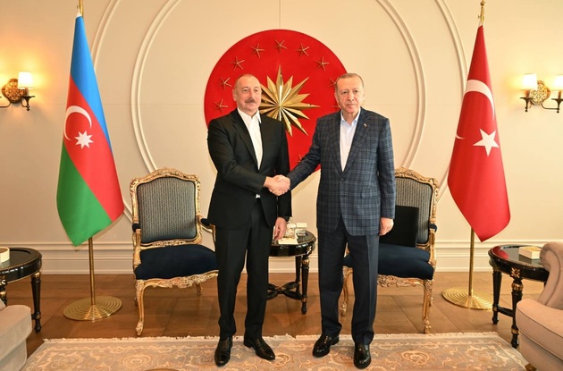Президенты Азербайджана и Турции Ильхам Алиев и Реджеп Тайип Эрдоган