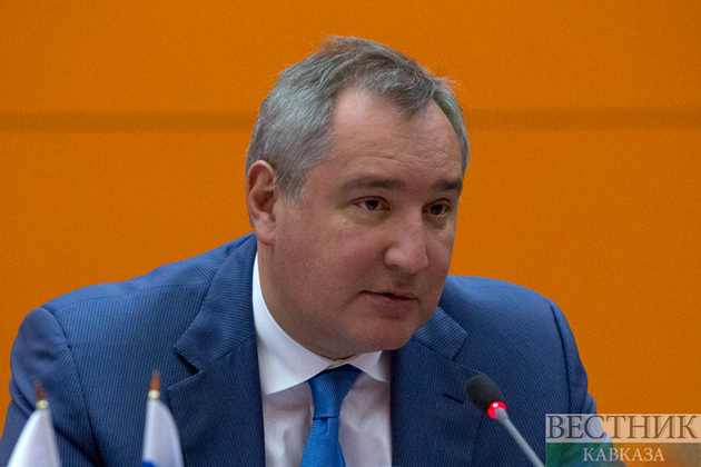 Рогозин показал, что придает ему бодрости в субботу (ВИДЕО)