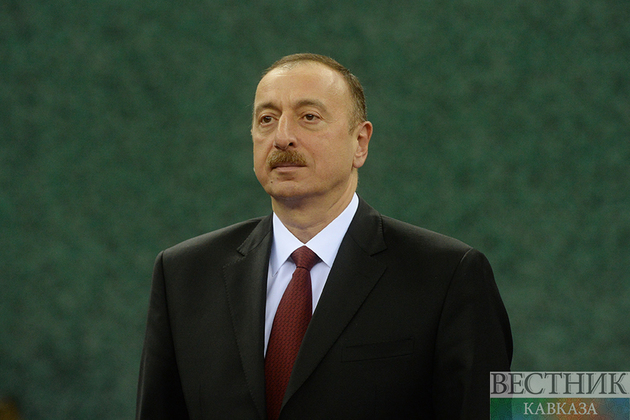 Ильхам Алиев вручил Патрику Хикки орден "Шараф"
