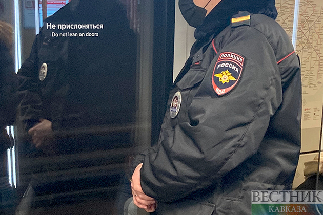 Посетитель поздравил сотрудников банка пистолетом в Краснодаре (ВИДЕО)