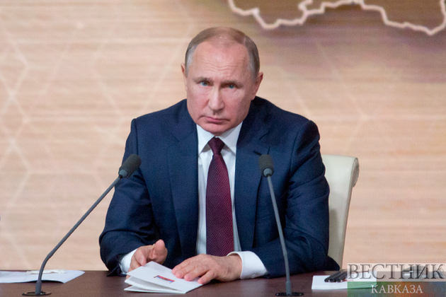 Путин поздравил "Газпром" с 25-летием