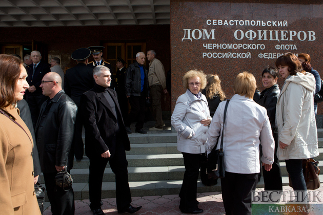 Крымчане единодушно проголосовали на выборах президента
