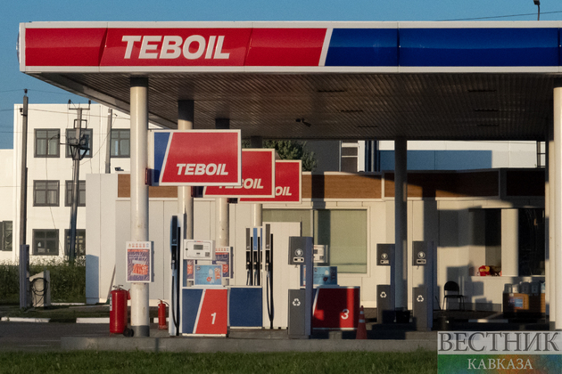 Азербайджан отказал Казахстану в продаже бензина