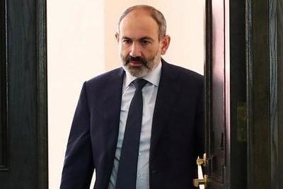  Враги Тер-Петросяна потребовали от Пашиняна расширить посадки президентов Армении