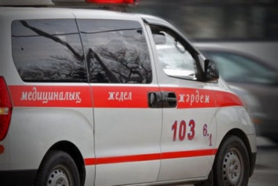 Замакима Карагандинской области попал в больницу с ножевым ранением 