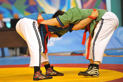 Новый Карачай принимает международный турнир по борьбе на поясах 
