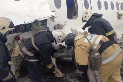 Скончался второй пилот разбившегося под Алматы самолета Bek Air