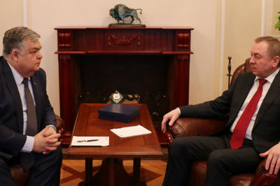 Глава МИД Беларуси и посол Азербайджана обсудили поставки нефти?