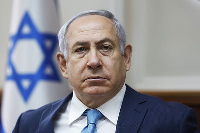 Нетаньяху может стать первым мировым лидером, привившимся от коронавируса