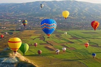 В турецкой Каппадокии возобновляют турполеты на воздушных шарах