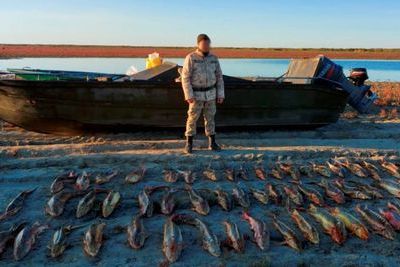 В Атырауской области задержали браконьеров с 245 кг осетра (ВИДЕО)
