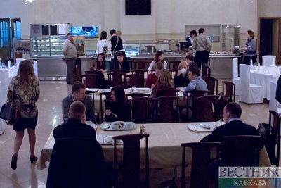Бизнесмен оставил чиновников без столовых на Ставрополье