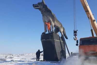 Под Карагандой установили самую большую статую волка в мире