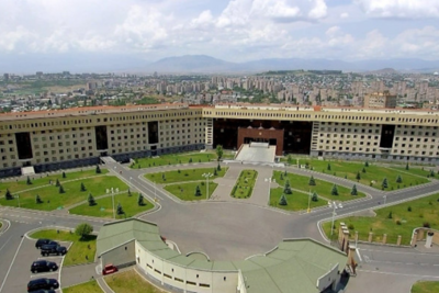 Глава Минобороны Армении наблюдает за демаркацией в Сюникской области
