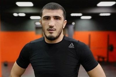 Рамазан Эмеев победил на турнире UFC в Абу-Даби