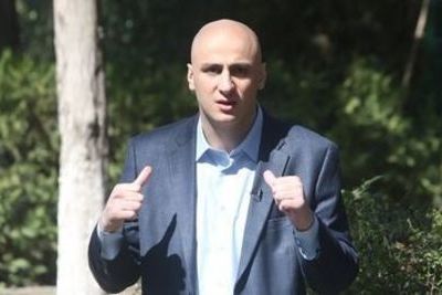 Грузинская оппозиция приехала поддержать Нику Мелия в тюрьму